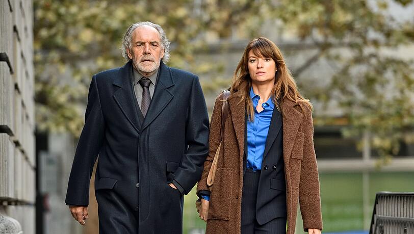 Anwalt Thomas Borchert (Christian Kohlund) und seine Kanzleichefin Dominique Kuster (Ina Paule Klink) sind ein gutes Team. Anwalt Thomas Borchert (Christian Kohlund) und seine Kanzleichefin Dominique Kuster (Ina Paule Klink) sind ein gutes Team.