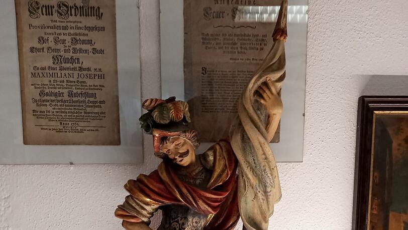 St. Florian löscht die Frauenkirche: "etwas ganz Besonderes". St. Florian löscht die Frauenkirche: "etwas ganz Besonderes".