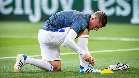 Toni Kroos schnürt seine Schuhe aktuell für den spanischen Rekordmeister Real Madrid - womöglich auch nach Ablauf der Saison.
