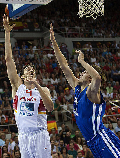 Pau Gasol (Spanien, links)