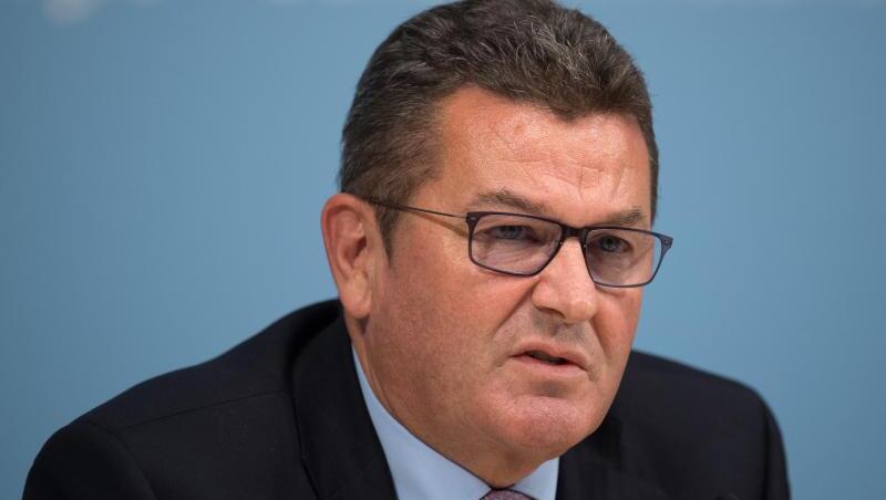 Franz Josef Pschierer, MU-Vorsitzender in der CSU, spricht bei einer Pressekonferenz. Foto: Soeren Stache/dpa/Archivbild Franz Josef Pschierer, MU-Vorsitzender in der CSU, spricht bei einer Pressekonferenz. Foto: Soeren Stache/dpa/Archivbild