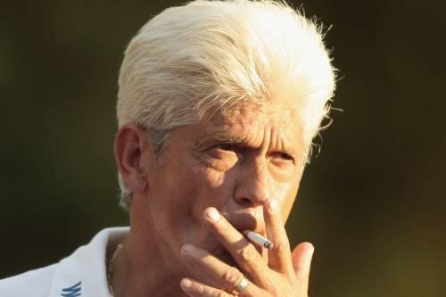 Ob Werner Lorant in der Slowakei qualmen darf?