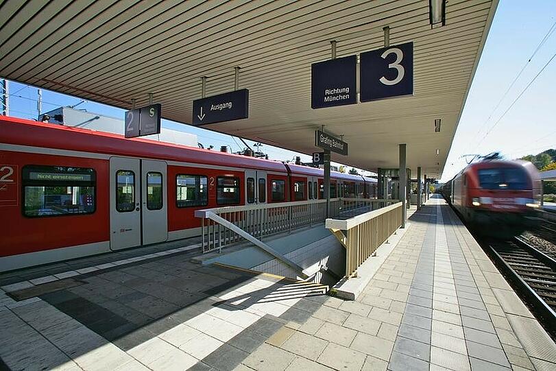 Wer außerhalb Münchens in der Nähe der S-Bahn wohnt, ist unmittelbar mit der Stadt verbunden.