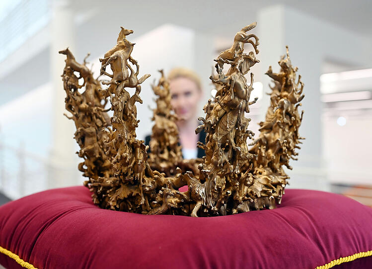 "Discordia" aus dem Jahr 2023 von Marianna Simnett.