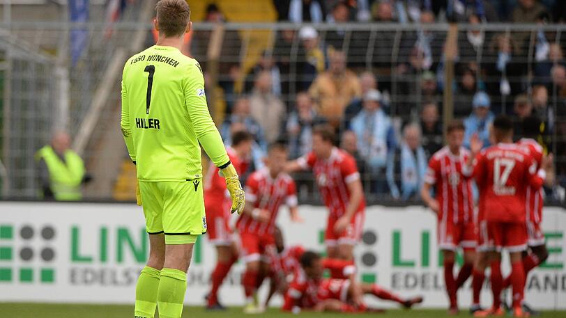 MARCO HILLER NOTE 3 - Lange nicht gefordert. Die kleineren Aufgaben erledigte er zuverlässig. Ausnahme: Einmal hüpfte er bedenklich am Ball vorbei. Top-Parade gegen Dorsch.