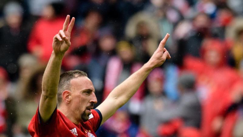 Franck Ribery vom FC Bayern München jubelt über seinen Treffer. Foto: Matthias Balk Franck Ribery vom FC Bayern München jubelt über seinen Treffer. Foto: Matthias Balk