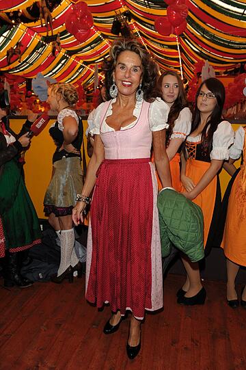 Regine Sixt's Damenwiesn: Die Münchner Lady-Elite trifft sich im Hippdrom. Die Bilder