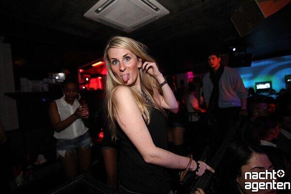 "Garden & Restaurant" am Samstag im Crown's Club. Mehr Bilder: www.nachtagenten.de