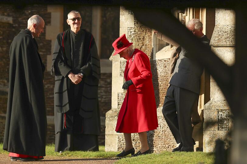 Königin Elizabeth II. ist auf dem Weg zum Weihnachtsgottesdienst