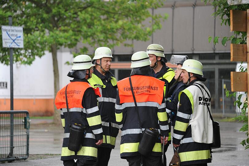 Weitere Bilder des Feuerwehreinsatzes im Schulzentrum in Moosach.