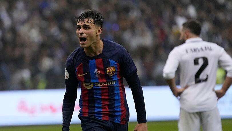 Barcelonas Pedri jubelt nach seinem Treffer.