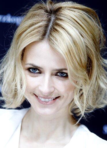 Eva Padberg, Topmodel, Sängerin und Moderatorin ihrer eigenen Casting-Show steht als UNICEF-Botschafterin im Einsatz für diverse UNICEF-Bildungsprogramme in Afrika, u.a. in Burkina Faso.
