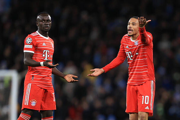Thema in den internationalen Medien: Sadio Mané (l.) und sein Faustschlag gegen Leroy Sané. Thema in den internationalen Medien: Sadio Mané (l.) und sein Faustschlag gegen Leroy Sané.