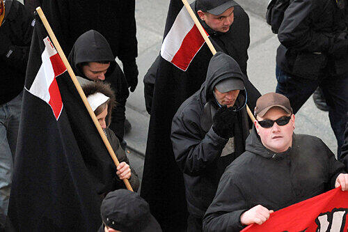 Werden es die Neo-Nazis schaffen, durch Nürnberg und Fürth zu marodieren?