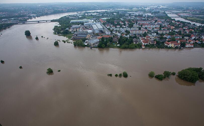 Jetzt hat es Dresden erwischt: Der Pegel der Elbe ist stark gestiegen. Sehen sie hier die Bilder.
