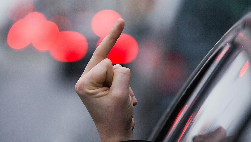 Es sind nicht die Fußgänger, die bei Autofahrern das Blut in Wallungen bringen und zu obszönen Gesten verleiten...