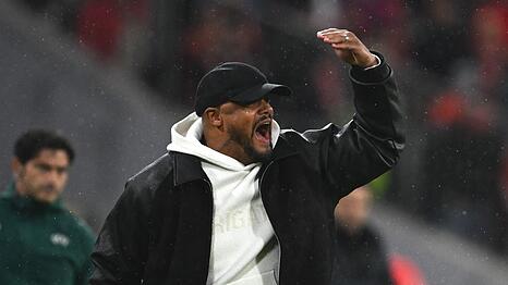 Bayern-Trainer Vincent Kompany war nach seinem Infekt an der Linie zur&uuml;ck.