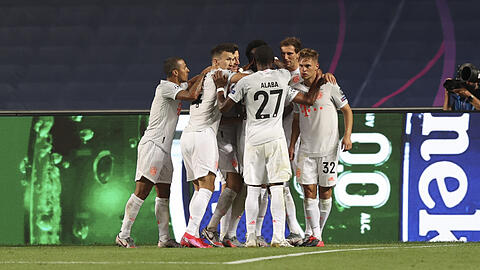Die Bayern-Stars stehen nach einer Gala gegen den FC Barcelona im Halbfinale der Champions League. Nun wartet Olympique Lyon.