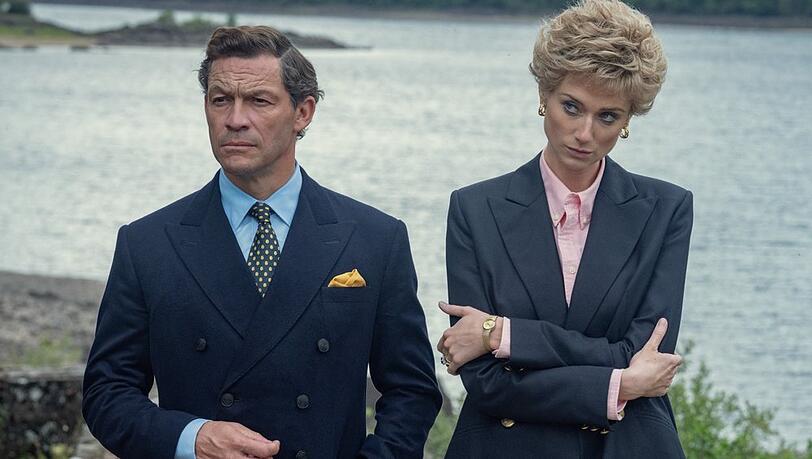 Dominic West als Prinz Charles und Elizabeth Debicki als Diana in Staffel fünf der Netflix-Serie "The Crown".