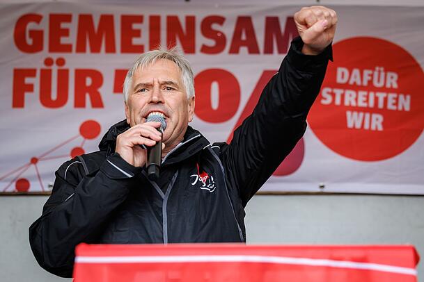 Kämpft für deutliche Lohnerhöhungen: Bayerns IG-Metall-Chef Horst Ott. (Archivbild)