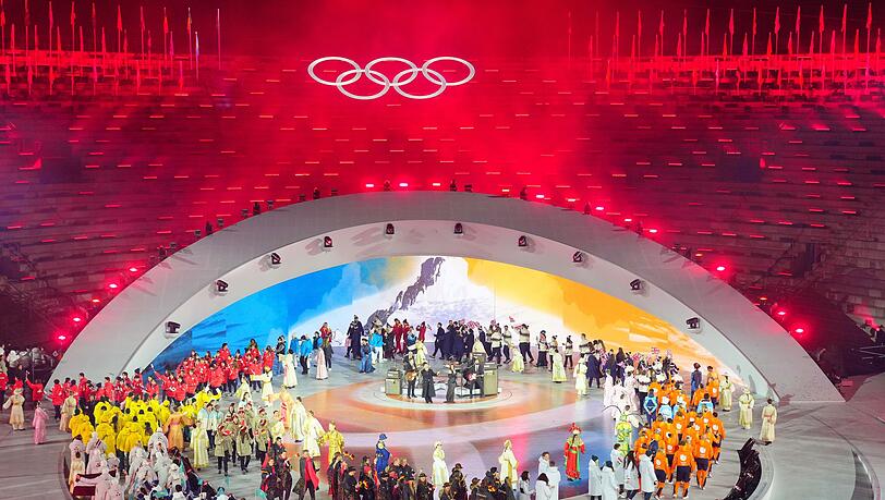 Auch die Schlussfeier der Olympischen Winterspiele geriet bunt.
