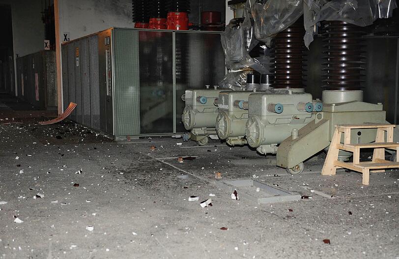 Blackout: Das ausgebrannte Umspannwerk in der Elektrastraße.