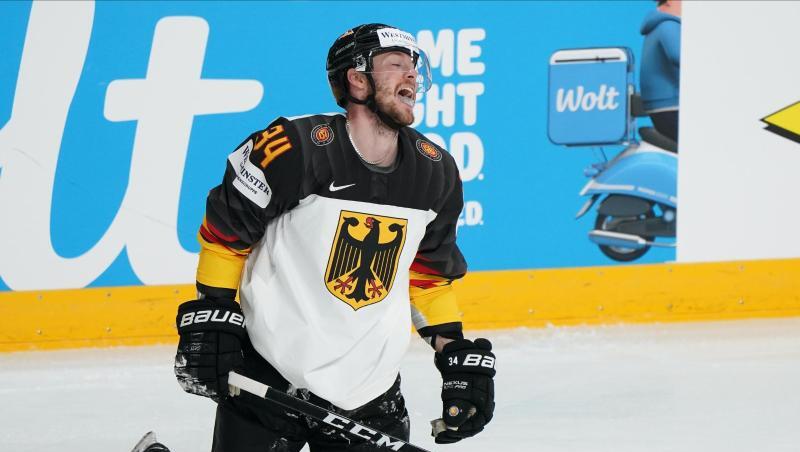 Tom Kühnhackl Tom Kühnhackl