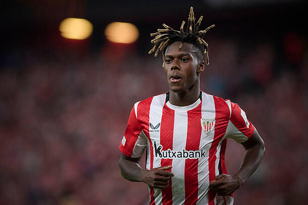 Nico Williams darf Athletic Bilbao im Sommer dank einer Ausstiegsklausel für 60 Millionen Euro verlassen. Nico Williams darf Athletic Bilbao im Sommer dank einer Ausstiegsklausel für 60 Millionen Euro verlassen.