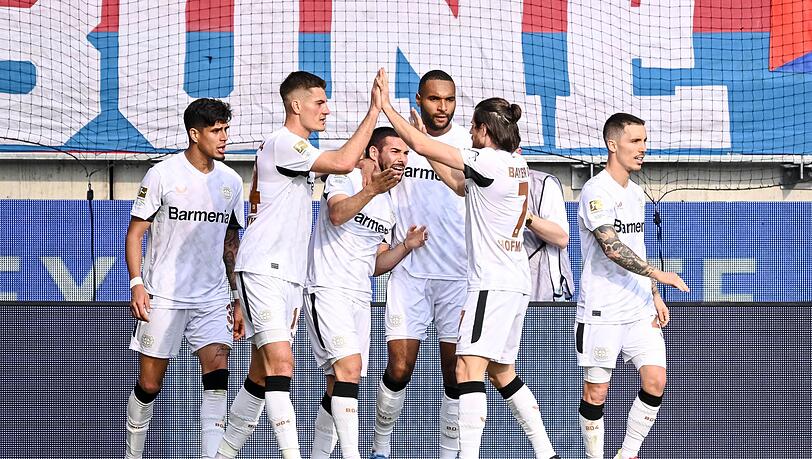 Leverkusen siegt in letzter Minute.