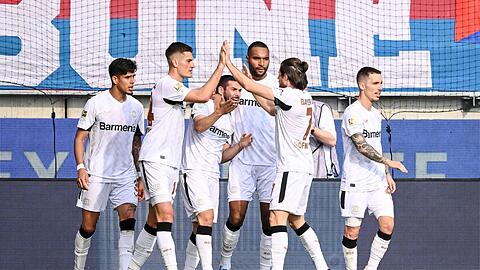 Leverkusen siegt in letzter Minute.
