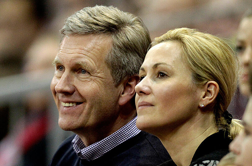 Der ehemalige Bundespräsident Christian Wulff mit seiner Frau Bettina