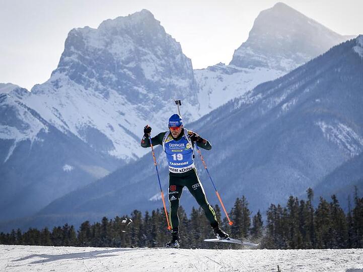Erik Lesser läuft im Einzel beim Weltcup im kanadischen Canmore auf Rang acht.