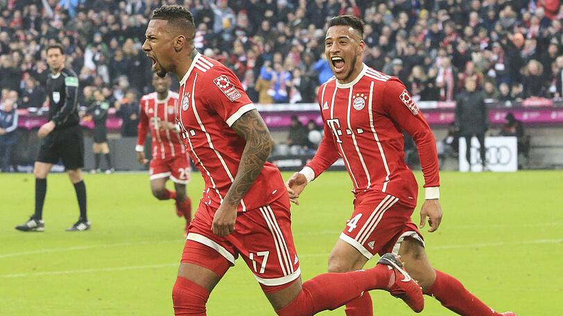 JÉROME BOATENG, NOTE 2: Stabilisator in einer wackligen Bayern-Defensive. Als es 0:2 stand, war es Boateng, der die Mitspieler nach vorne peitschte. Lautstark - und treffsicher: Köpfte nach Robben-Ecke zum 2:2 ein (25). Sein erstes Saisontor in der Liga.
