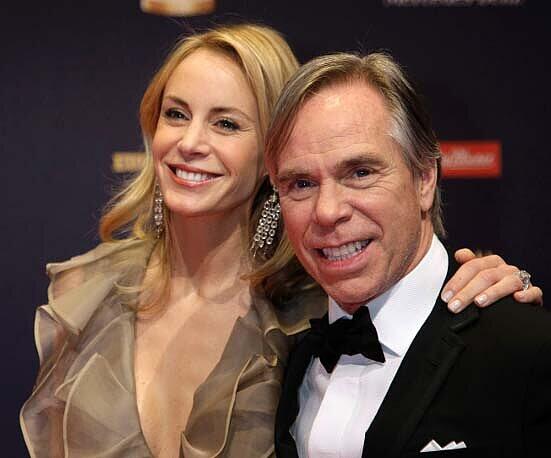 Tommy Hilfiger mit seiner Freundin Dee Ocleppo