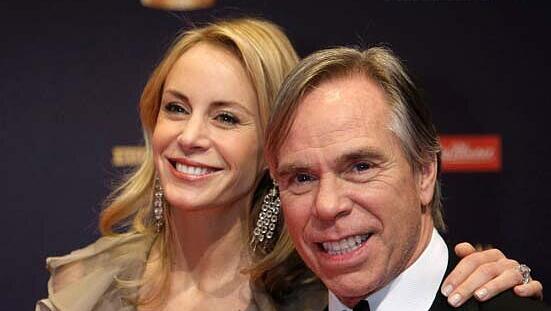 Tommy Hilfiger mit seiner Freundin Dee Ocleppo Tommy Hilfiger mit seiner Freundin Dee Ocleppo
