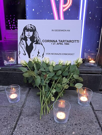 Gedenken an Corinna Tartarotti am 7. Januar 2023 vor dem ehemaligen "Liverpool". Gedenken an Corinna Tartarotti am 7. Januar 2023 vor dem ehemaligen "Liverpool".