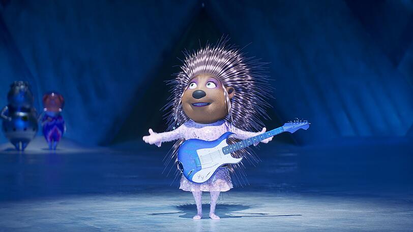 Stachelschwein Ash und ihre Freunde haben in "Sing" (2016) schon gezeigt, was sie musikalisch drauf haben. Im Sequel "Sing - Die Show deines Lebens" (Bild) träumen sie nun vom größten Konzert-Spektakel aller Zeiten. Stachelschwein Ash und ihre Freunde haben in "Sing" (2016) schon gezeigt, was sie musikalisch drauf haben. Im Sequel "Sing - Die Show deines Lebens" (Bild) träumen sie nun vom größten Konzert-Spektakel aller Zeiten.