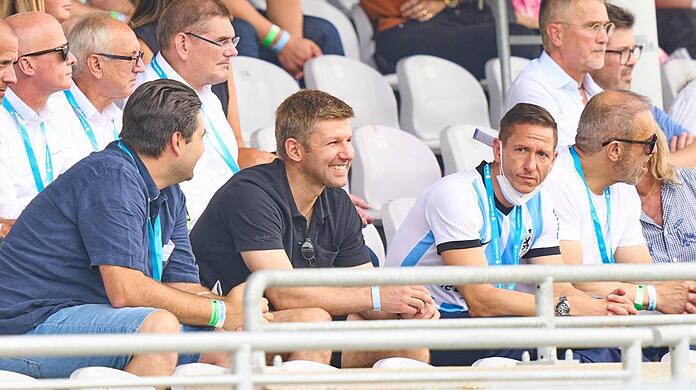 In der engeren Auswahl der Löwen:Thomas Hitzlsperger (2.v.l.).