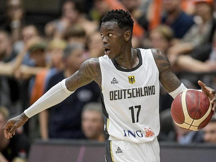 Dennis Schröder ist der Star der deutschen Basketballer.