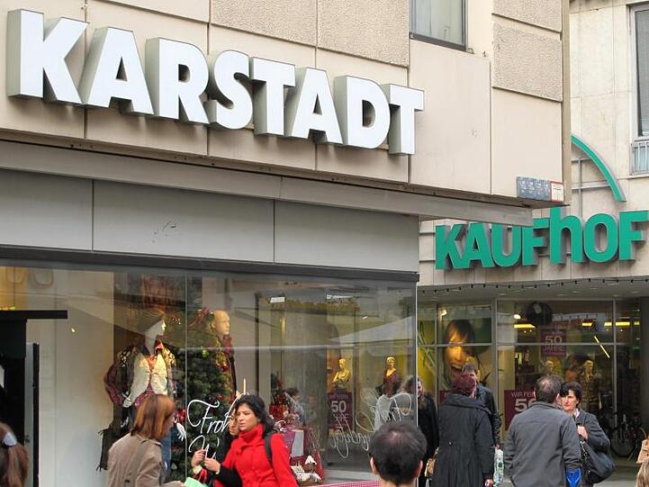 Bei der Warenhauskette Galeria Karstadt Kaufhof ist ein Drittel der Filialen nach Schätzung von Sanierern nicht mehr zu retten.