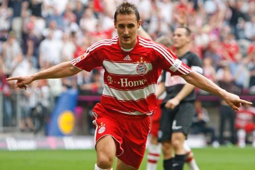 Miroslav Klose bejubelt sein erstes Ligator seit einem halben Jahr.