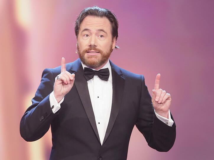 Comedian Michael "Bully" Herbig hält bei der Verleihung des 64. Deutschen Filmpreises "Lola" in Berlin eine Laudatio. Nun wird Bully selber ausgezeichnet.
