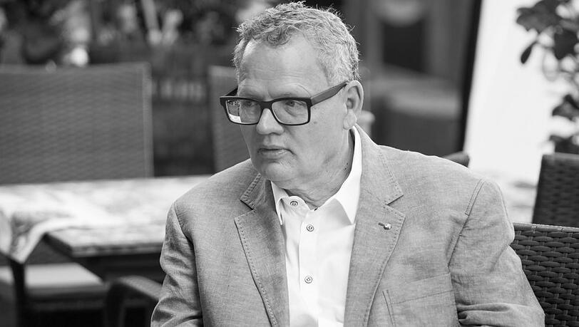 Sportmoderator Ulli Potofski ist im Alter von 73 Jahren verstorben.