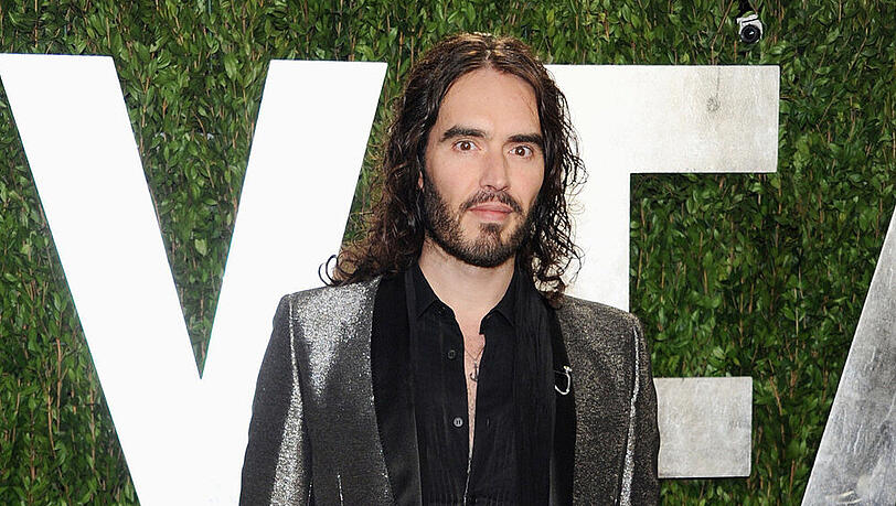 Russell Brand wünscht allen frohe Weihnachten Russell Brand wünscht allen frohe Weihnachten