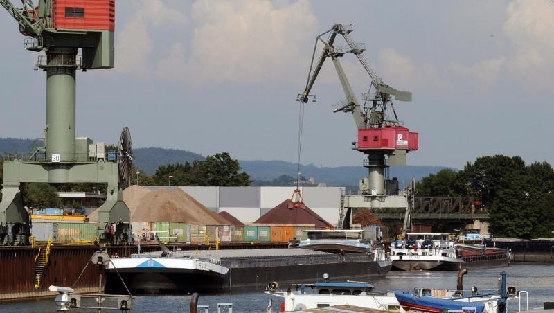 Schiffe liegen im Hafen von Regensburg (Oberpfalz). Foto: picture alliance / dpa/archivbild Schiffe liegen im Hafen von Regensburg (Oberpfalz). Foto: picture alliance / dpa/archivbild