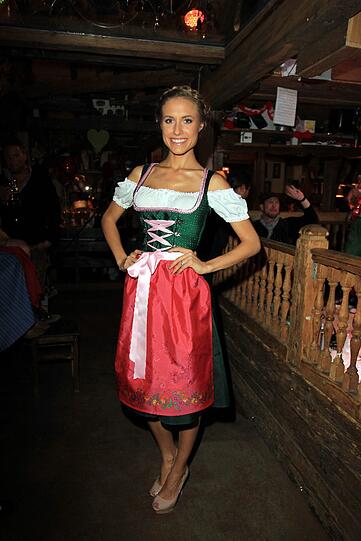 Alena Gerber im Käferzelt.
