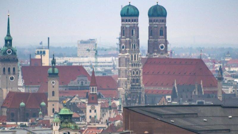 Im Fokus der Sportwelt: München und die Allianz Arena. (Archivbild)