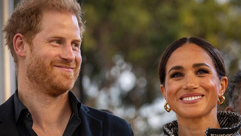 Prinz Harry und Herzogin Meghan strukturieren ihre Archewell-Organisation um. Dabei wird auch die Kommunikation neu aufgestellt.