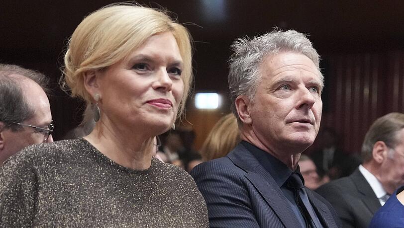 Julia Klöckner und Jörg Pilawa haben im Sommer 2025 ihre Beziehung bestätigt. Julia Klöckner und Jörg Pilawa haben im Sommer 2025 ihre Beziehung bestätigt.