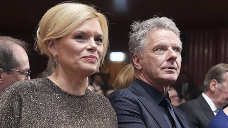 Julia Kl&ouml;ckner und J&ouml;rg Pilawa haben im Sommer 2025 ihre Beziehung best&auml;tigt.